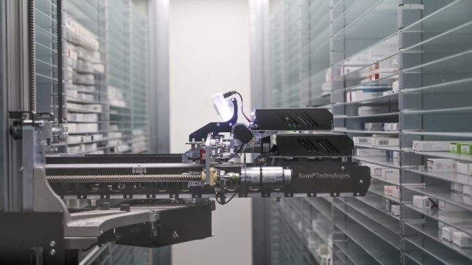 Robots dispensadores optimizan la distribución de medicamentos en Aguascalientes
