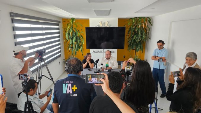 Oscar Estrada y Lolys Adame abordan temas clave en conferencia del PRD Aguascalientes