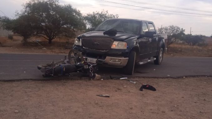 Policía Estatal y Municipal de Asientos atienden accidente de tránsito en Asientos
