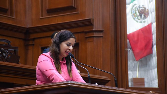 Diputada Jetsi Sánchez propone llevar la prevención del cáncer a las aulas