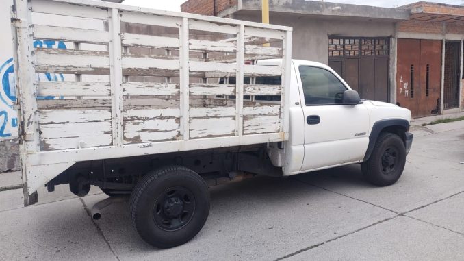 Policía Municipal recupera vehículo con reporte de robo
