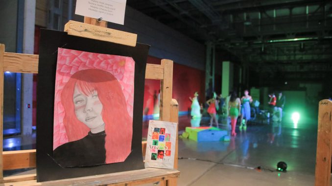 ¿Qué es arte…? Caos y reflexión en puesta en escena de estudiantes de Actuación de la UAA