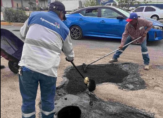Continúa Municipio con el bacheo y limpieza de calles afectadas por la lluvia