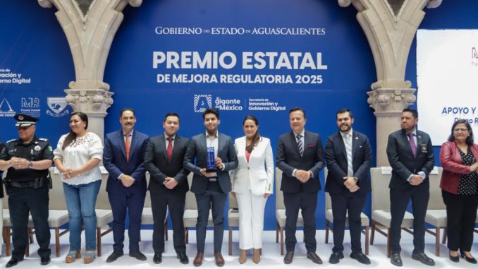 Gobierno del Estado reconoce al Municipio de Aguascalientes por eficiencia en Mejora Regulatoria