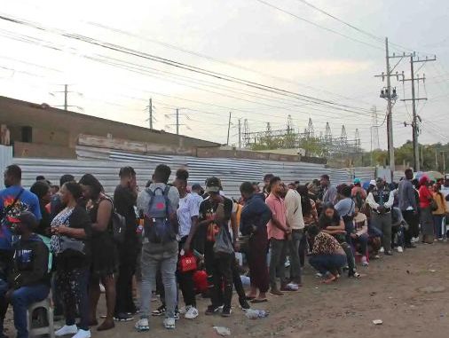 Las aprehensiones de centroamericanos en EE.UU. y Máxico caen más del 86 % en 2025