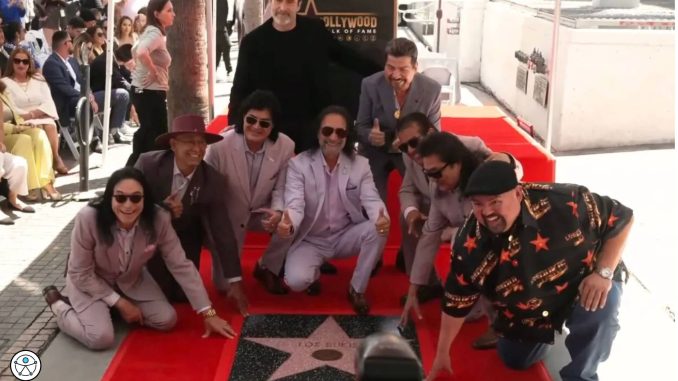 Los Bukis reciben su Estrella en el Paseo de la Fama de Hollywood