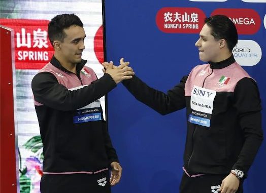 Defensa felicita a 4 clavadistas militares que obtuvieron Medalla en el Mundial de Deportes Acuáticos Singapur 2025