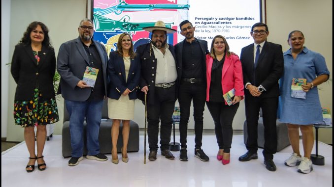 Presenta IMAC "Trazos del Tiempo" colección editorial para la conmemoración del 450 Aniversario de la Ciudad