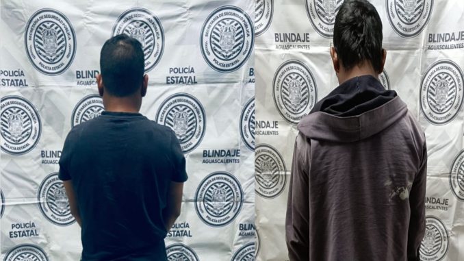 Policías Estatales detienen a dos personas por uso de Licencia Apócrifa