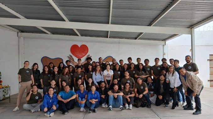 Estudiantes de Diseño Industrial transforman comunidad con proyecto social “IZAR: Elevando Comunidad”