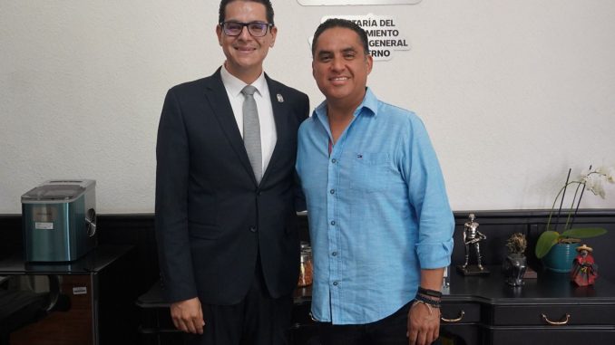 Diputado Emanuelle Sánchez Nájera se reúne con el Secretario del Ayuntamiento de Aguascalientes