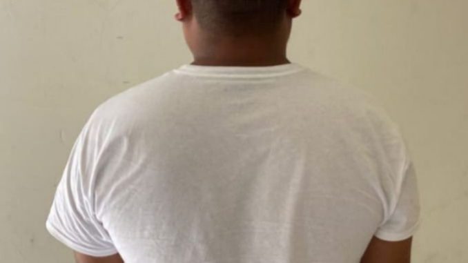Policías Estatales detienen a sujeto por portación de Licencia de Conducir apócrifa