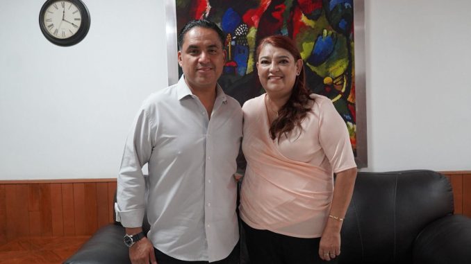 Dip. Emanuelle Sánchez Nájera y Moni Becerra trabajan Iniciativa perredista