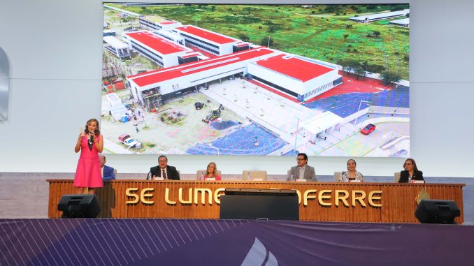 UAA da la bienvenida a nuevos “Gallos” de Rincón de Romos con sesión de inducción