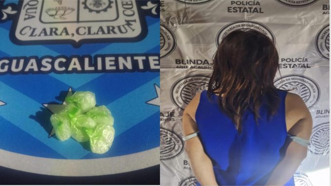 Mujer que se dio a la fuga en Ejido Peñuelas fue detenida por Policías Estatales y le aseguraron envoltorios de sustancia granulada al parecer crystal