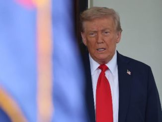 Trump dice que quiere ver "qué sucede" en la reunión bilateral entre Zelenski y Putin