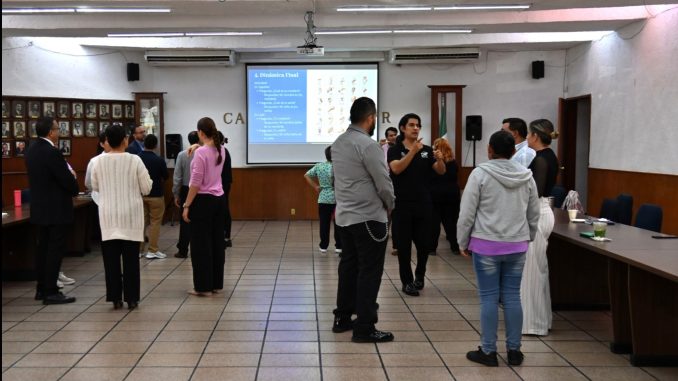 DIF Municipal capacita en Lengua de Señas Mexicana a personal del sector hotelero