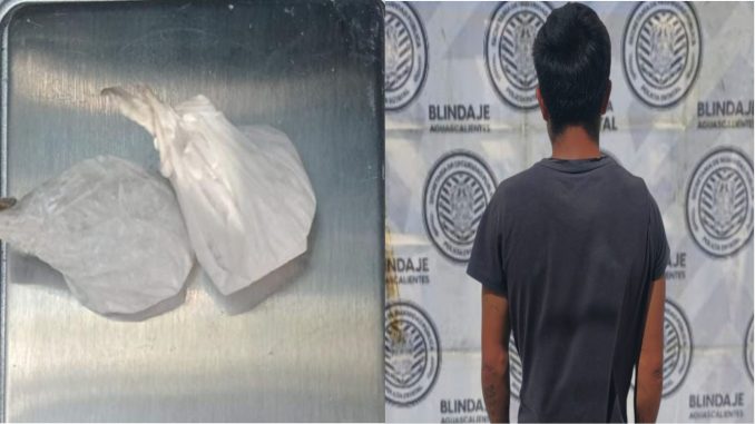Policías Estatales detienen a sujeto en poder de sustancia granulada al parecer cristal