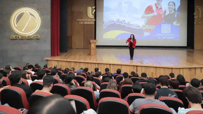 Defensoría Universitaria brinda sesiones informativas a los nuevos estudiantes de la UAA