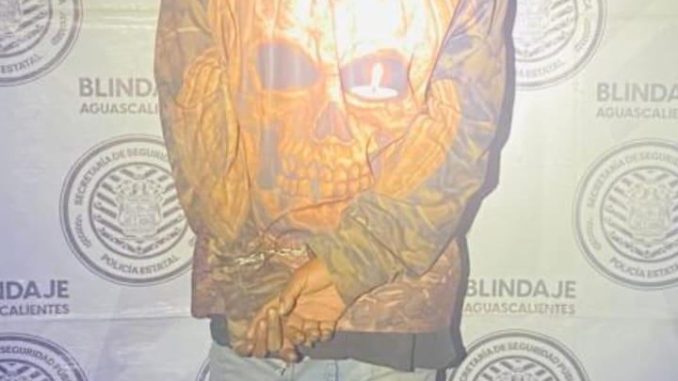 Presunto agresor de su pareja sentimental fue detenido por Policías Estatales en conjunto con Municipales de Asientos, en Villa Juárez