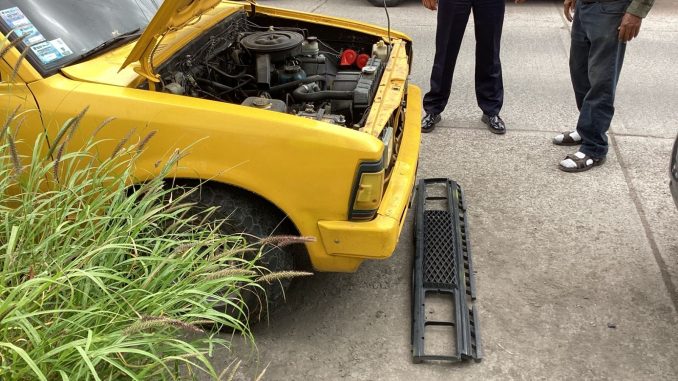 Policía Municipal asegura a sujeto que intentaba abrir un vehículo estacionado en el fraccionamiento Lindavista