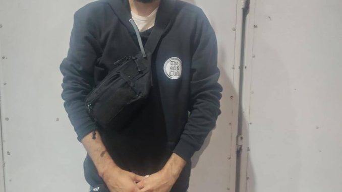 Policía Municipal detiene a sujeto por daños a una Escuela Primaria