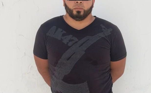 Policías Estatales detienen a sujeto con orden de aprehensión vigente por homicidio calificado