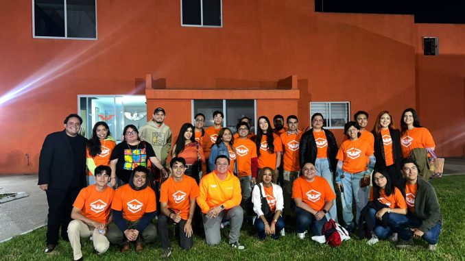 Dany López apertura el Campus Naranja en el mes de la Juventud