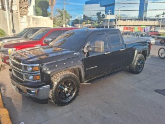 Policías Estatales aseguran camioneta con reporte de robo