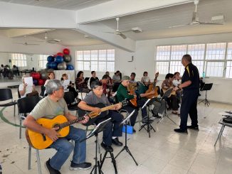 Gobernadora Tere Jiménez impulsa espacios gratuitos de recreación y cuidado para Adultos Mayores