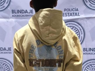 Sujeto que contaba con un Mandamiento vigente por delitos contra la salud fue detenido por Policías Estatales