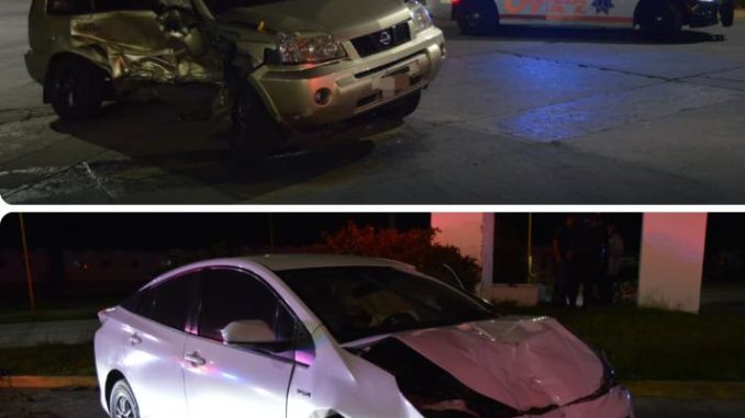 Policía Vial atiende un accidente de tránsito entre dos vehículos