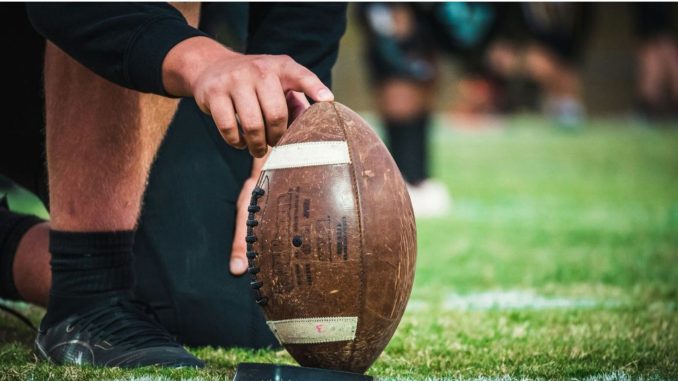 Trump critica nueva regla de la NFL; es "ridícula y afeminada", dice