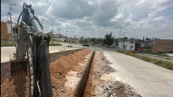 MIAA lleva a cabo rehabilitación de agua potable en el oriente de la ciudad con inversión cercana a los 5 millones de pesos