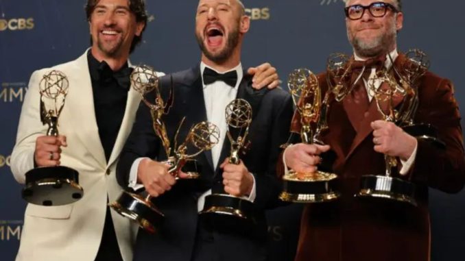 'The Studio' bate récord en los Emmy; 'Adolescence' y 'The Pitt' completan noche histórica