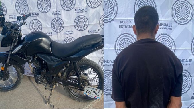 Policías Estatales en coordinación con Preventivos del Mando Coordinado detienen a sujeto a bordo de moto con reporte de robo