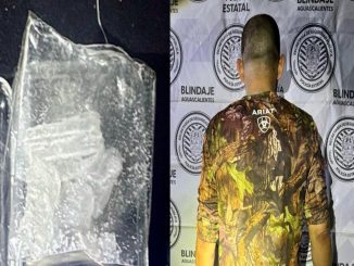 Policías Estatales continúan con operativos de vigilancia en la detección de sustancias al parecer ilícitas, deteniendo a sujeto con un envoltorio