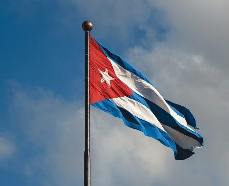 Cuba anuncia jornada de firmas para apoyar a Venezuela ante "agresiones" de EE.UU.