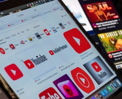 YouTube pagará 24.5 millones a Trump por suspensión de su cuenta tras disturbios de 2021