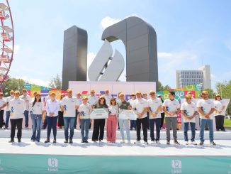 Feria Universitaria de la UAA honra la autonomía, reafirma la vocación de servicio y abre una puerta al conocimiento