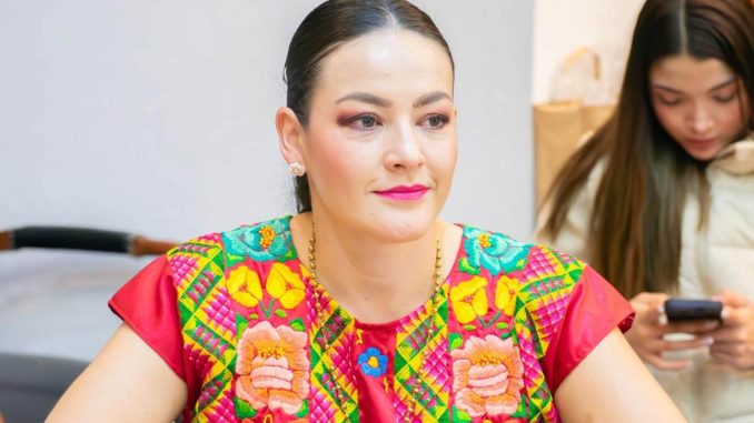 Llama la regidora martha Márquez a destrabar la entrega del Premio Municipal de la Juventud
