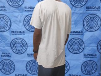 Uniformados de la Policía Estatal detienen a sujeto en poder de arma prohibida en calles de VNSA