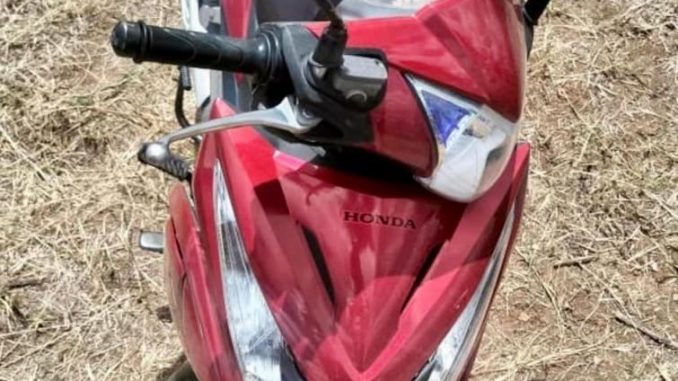 Policías Estatales recuperan motocicleta con reporte de robo en la ciudad capital