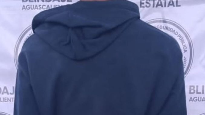 Sujeto que contaba con un orden de aprehensión por el delito de robo calificado fue detenido por Policías Estatales