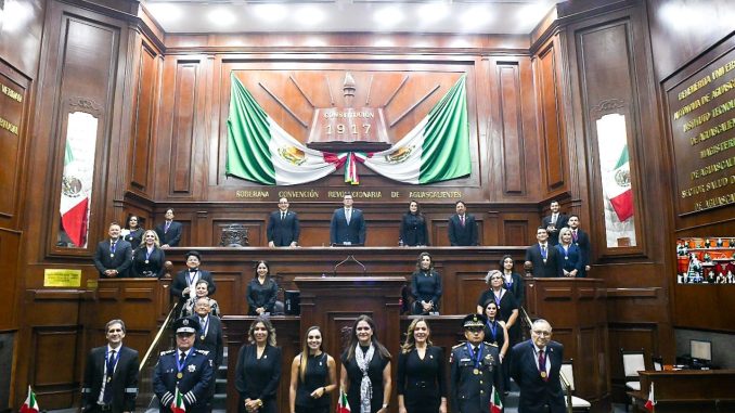 Reconoce el Congreso de Aguascalientes labor de la Policía Estatal con la Medalla "Benito Juárez García"
