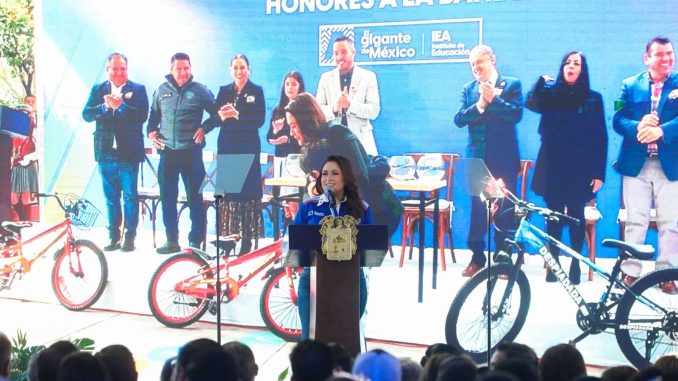 Gobernadora Tere Jiménez presenta su Tercer Informe ante habitantes de Pabellón de Arteaga, Tepezalá y San José de Gracia
