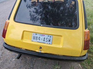 Uniformados de la Policía Estatal detectaron un vehículo con placas sobrepuestas sobre la carretera estatal 60 a la altura del fraccionamiento Cumbres III