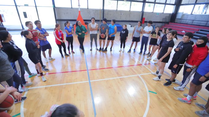 Egresados de la Licenciatura en Cultura Física y Deporte de la UAA reportan alta inserción laboral y compromiso con su formación continua