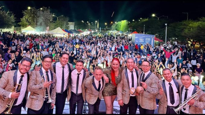Gran cierre del Festival de Barrios 2025 con la presentación de la Sonora Dinamita
