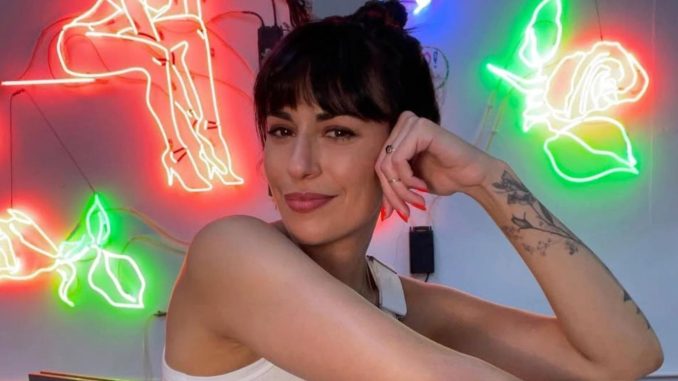 La mexicana Leticia Maldonado será la artista oficial de los Latin Grammy